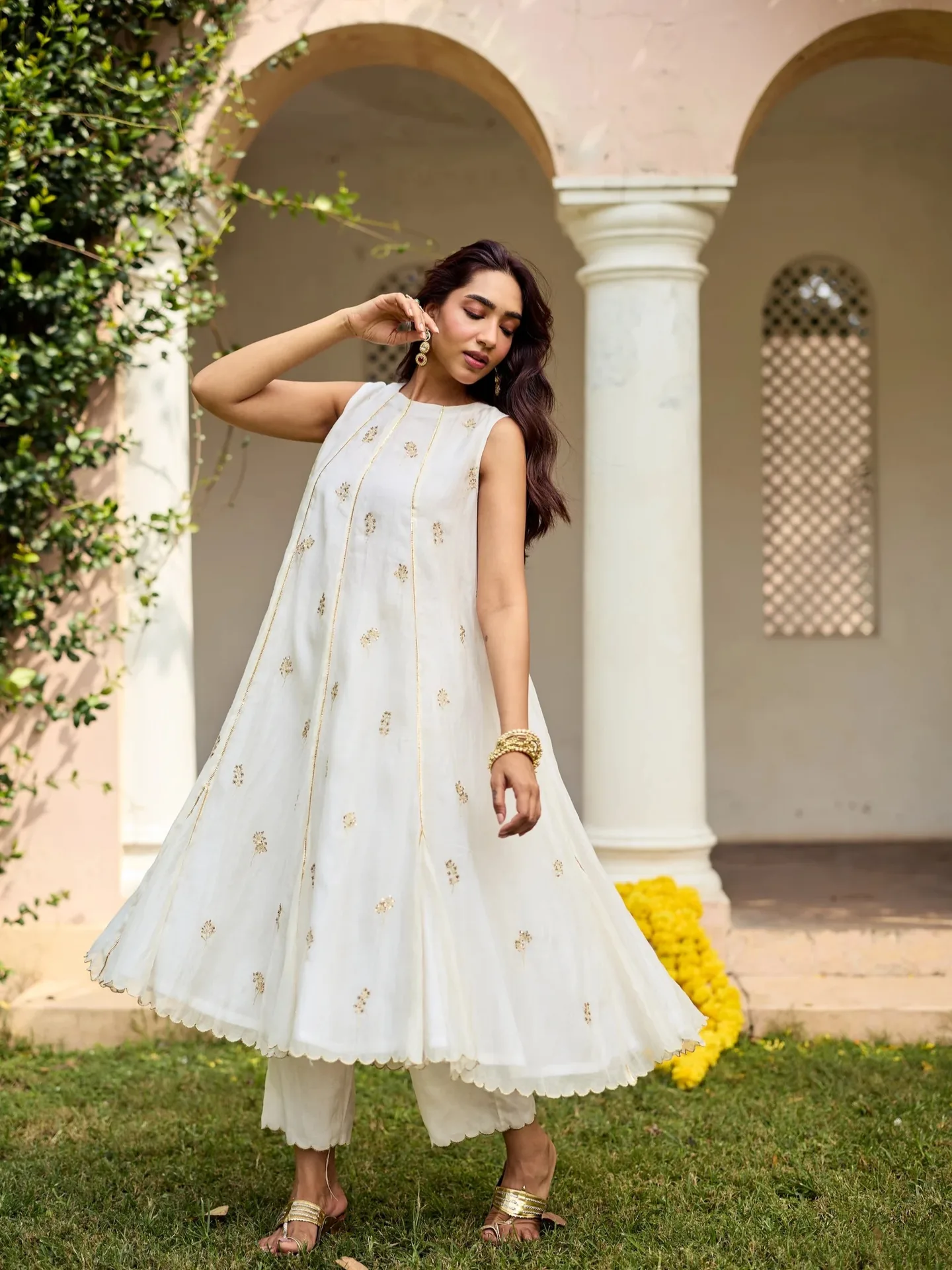 Shamaa Chanderi Kurta Set, view 3